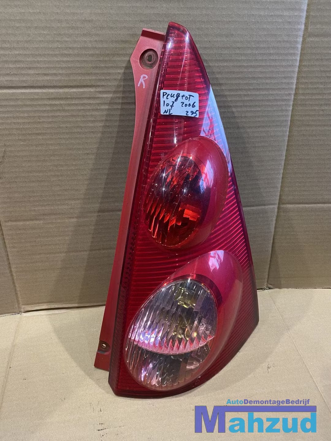 PEUGEOT 107 c1 Achterlicht rechts 2005-2014, Taurusavenue 1
2132 LS  Hoofddorp, NL, Contact.group@renault.com, Stellantis N.V.