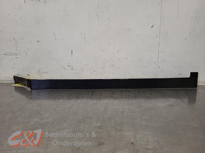 Rail porte coulissante droite d'un Opel Combo, -, Opel, 3 mois de garantie, Utilisé