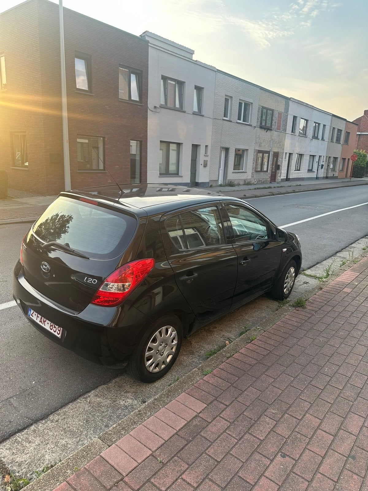Hyundai i20, Autos, Hyundai, Entreprise, i20, ABS, Airbags, Apple Carplay, Bluetooth, Système de navigation, Radio, USB, Essence