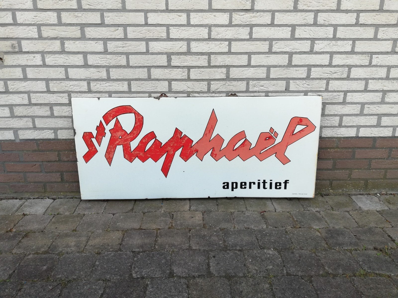 Emaille bord St Raphaël, Ophalen