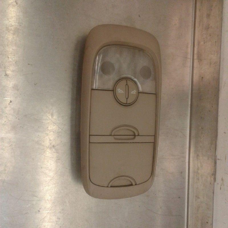 PLAFONNIER AVANT Kia Sorento I (JC) (01-2002/12-2011), Utilisé, Kia
