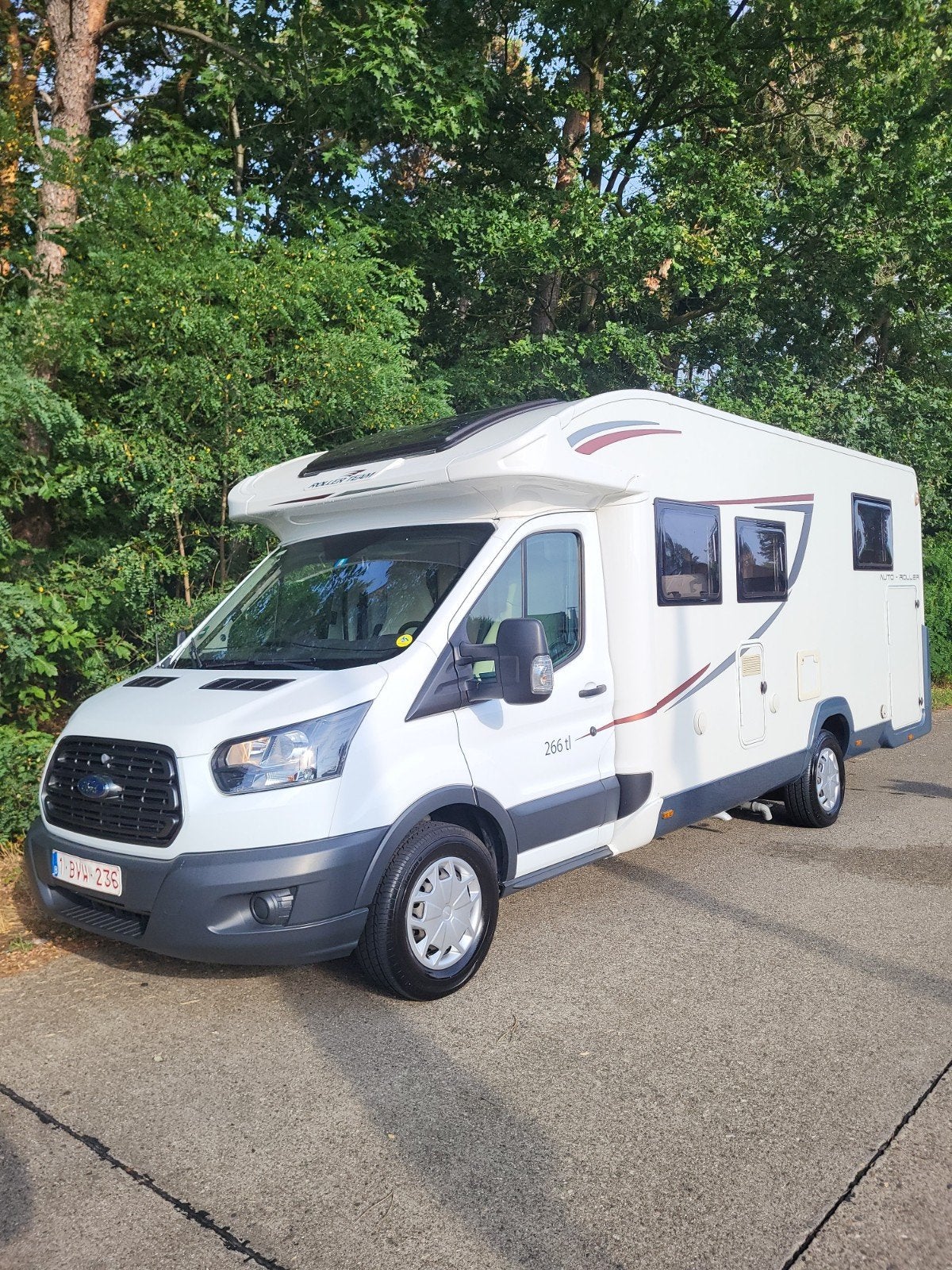 Zeer mooie, propere, goede, startklaar Ford Roller Team 266T, Jusqu'à 4, Boîte manuelle, Particulier, Ford