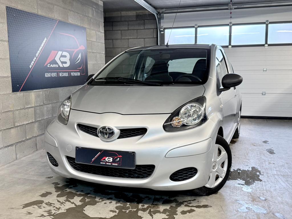 Toyota Aygo • 2011 • 40.000 Kms • 1.0 essence 68CV, Autos, Toyota, Achat, 50 kW, Entreprise, Boîte manuelle