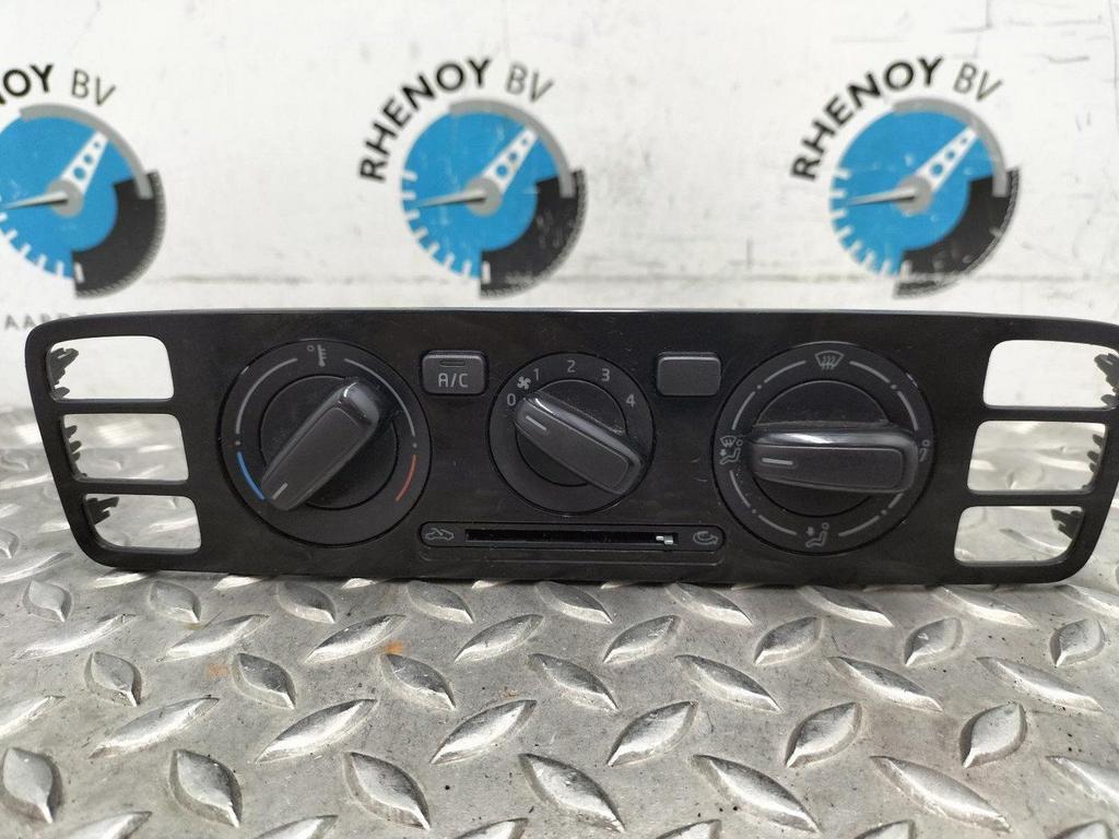 VOLKSWAGEN UP 1.0 easy up! BlueM.  KACHEL BEDIENINGSPANEEL 1, Ophalen of Verzenden, Gebruikt, ARN erkend