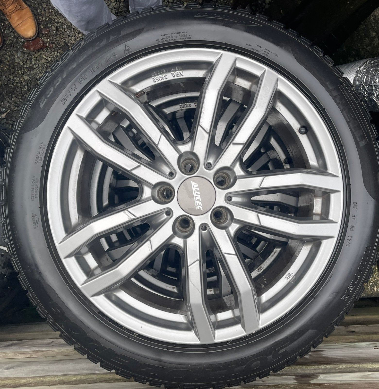 Winterbanden 255/45 R19, Auto-onderdelen, Gebruikt, 255 mm, Banden en Velgen, Winterbanden