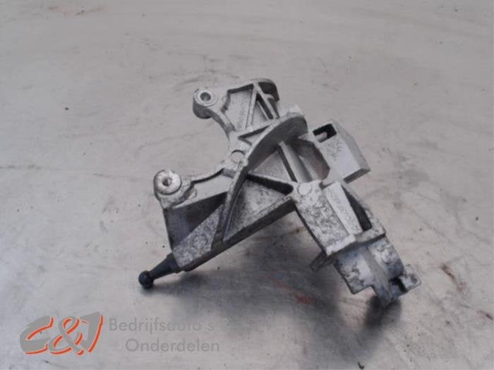Support moteur d'un Ford Tourneo Connect, -, 3 mois de garantie, -, -