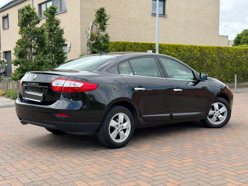 Renault Fluence 1.6i Essence 121 000 km ! * Bj2010 Euro 4, Achat, https://public.car-pass.be/vhr/83f638e4-4d08-4098-9c81-4989c3a66f54