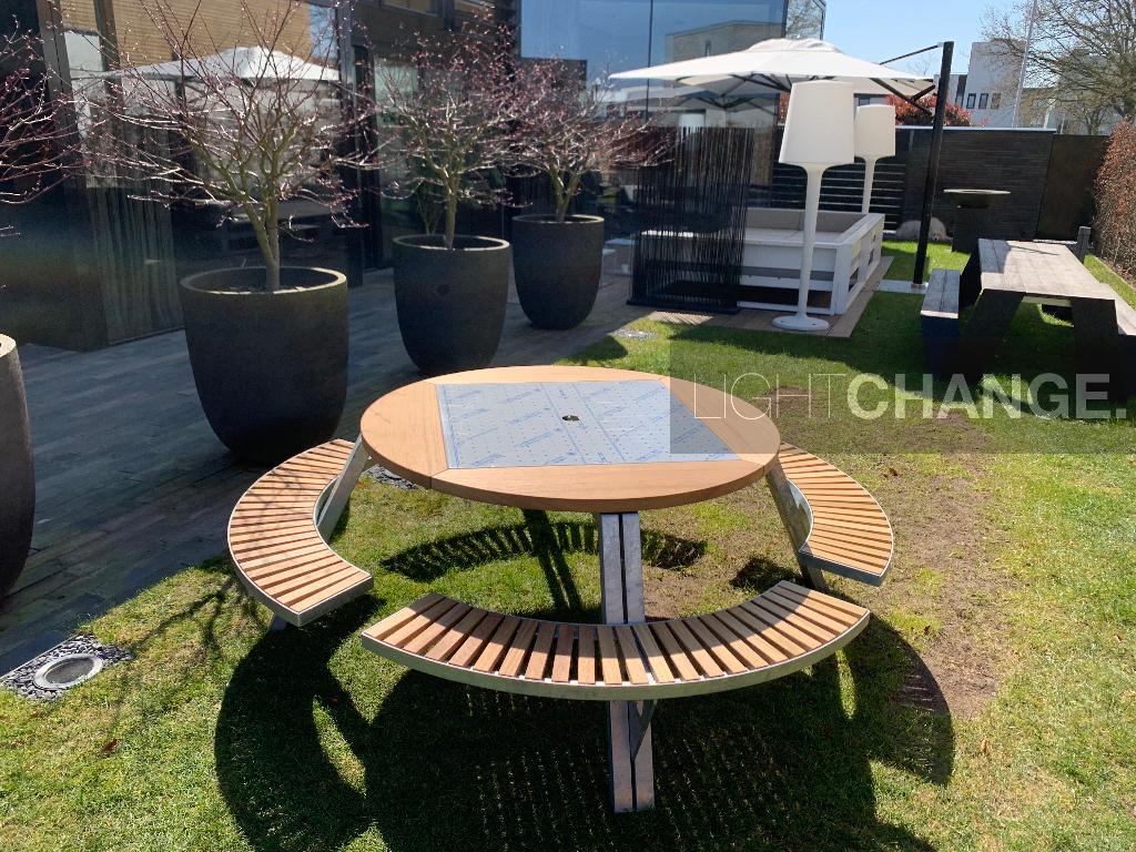 Extremis Gargantua picknicktafel zie ook Hopper + Pantagruel, Ophalen, Zo goed als nieuw, Rond, Hout
