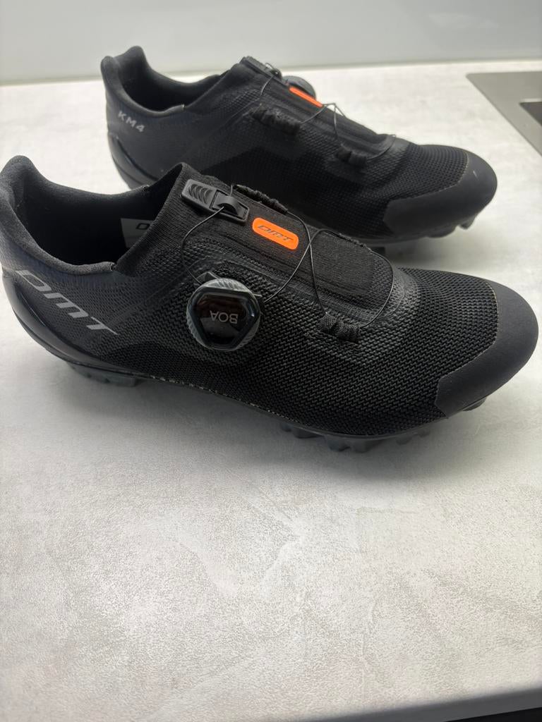 Fietsschoenen MTB dames DMT maat 39, Ophalen, Zo goed als nieuw, Schoenen