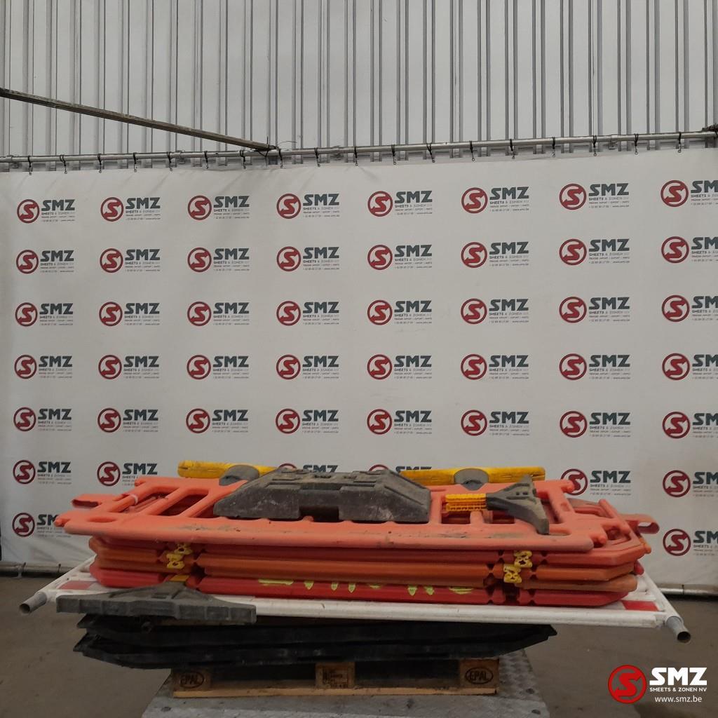 Occ beaucoup de panneaux de signalisation divers, Utilisé, Autres marques, Autres pièces automobiles