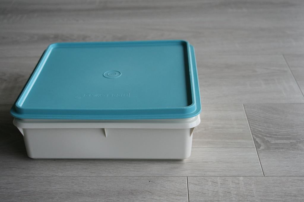 Tupperware dozen x 2, Huis en Inrichting, Ophalen of Verzenden, Zo goed als nieuw, Crème