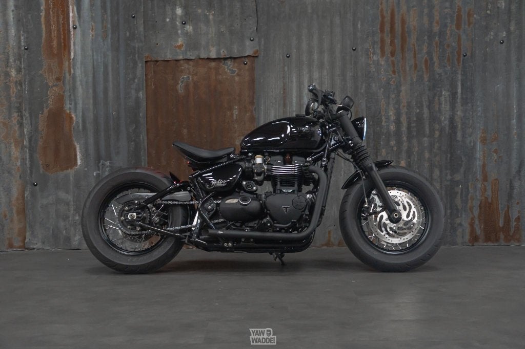 Triumph Bobber Black Custom, Motoren, 2 cilinders, Occasion, Bedrijf, Handvatverwarming