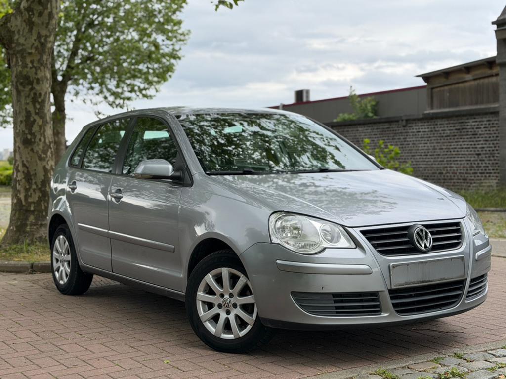 Volkswagen polo 1.2 benzine, Auto's, Volkswagen, Particulier, Polo, ABS, Airbags, Airconditioning, Bluetooth, Bochtverlichting