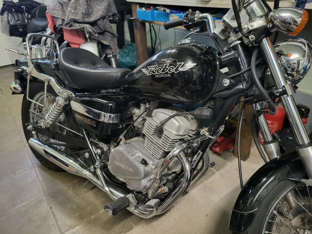 Honda rebel 125cc, Ophalen