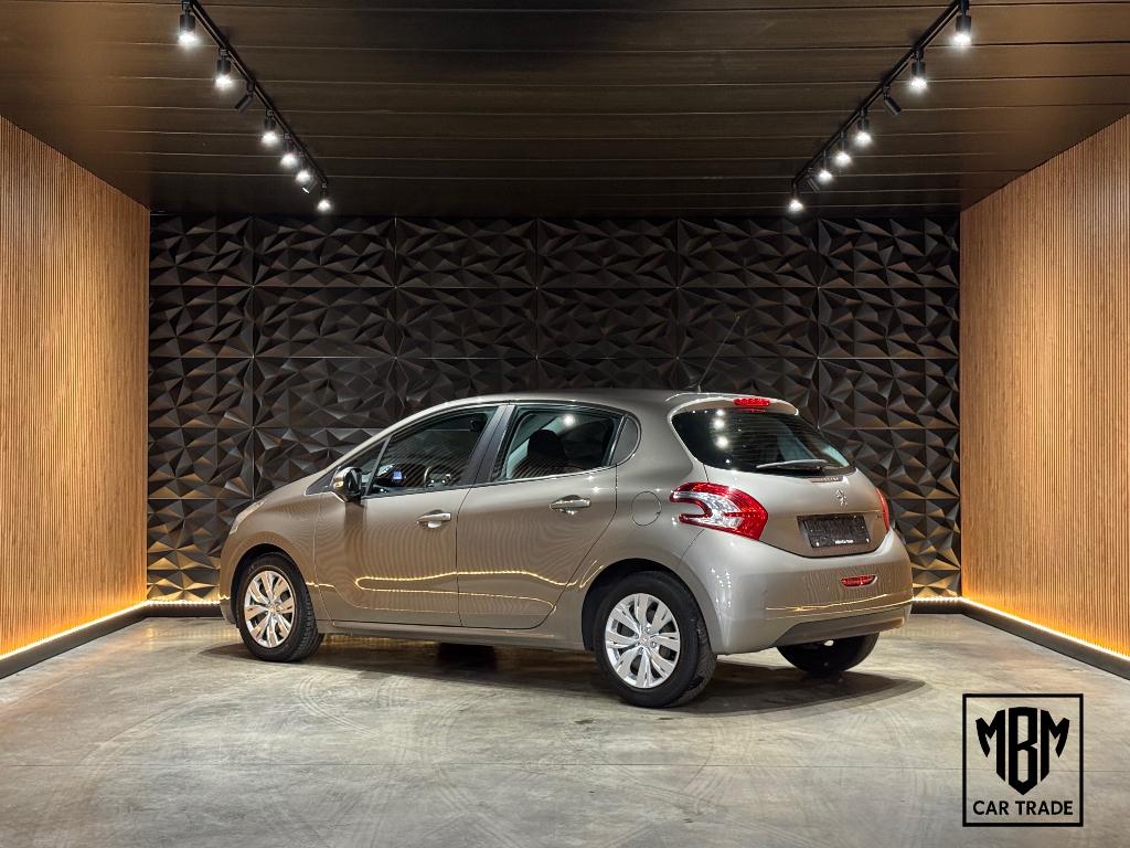 ✅ Peugeot 208 1.4 HDi GARANTIE Airco Navi Cruise PDC Isofix, Autos, Peugeot, Achat, 50 kW, Entreprise, https://public.car-pass.be/vhr/81c320df-5c96-4496-a3e7-18533c780826