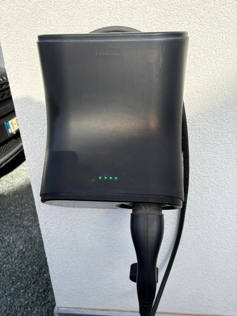 Wallbox Bluecorner, Enlèvement, Utilisé, Borne de recharge et Câble de charge