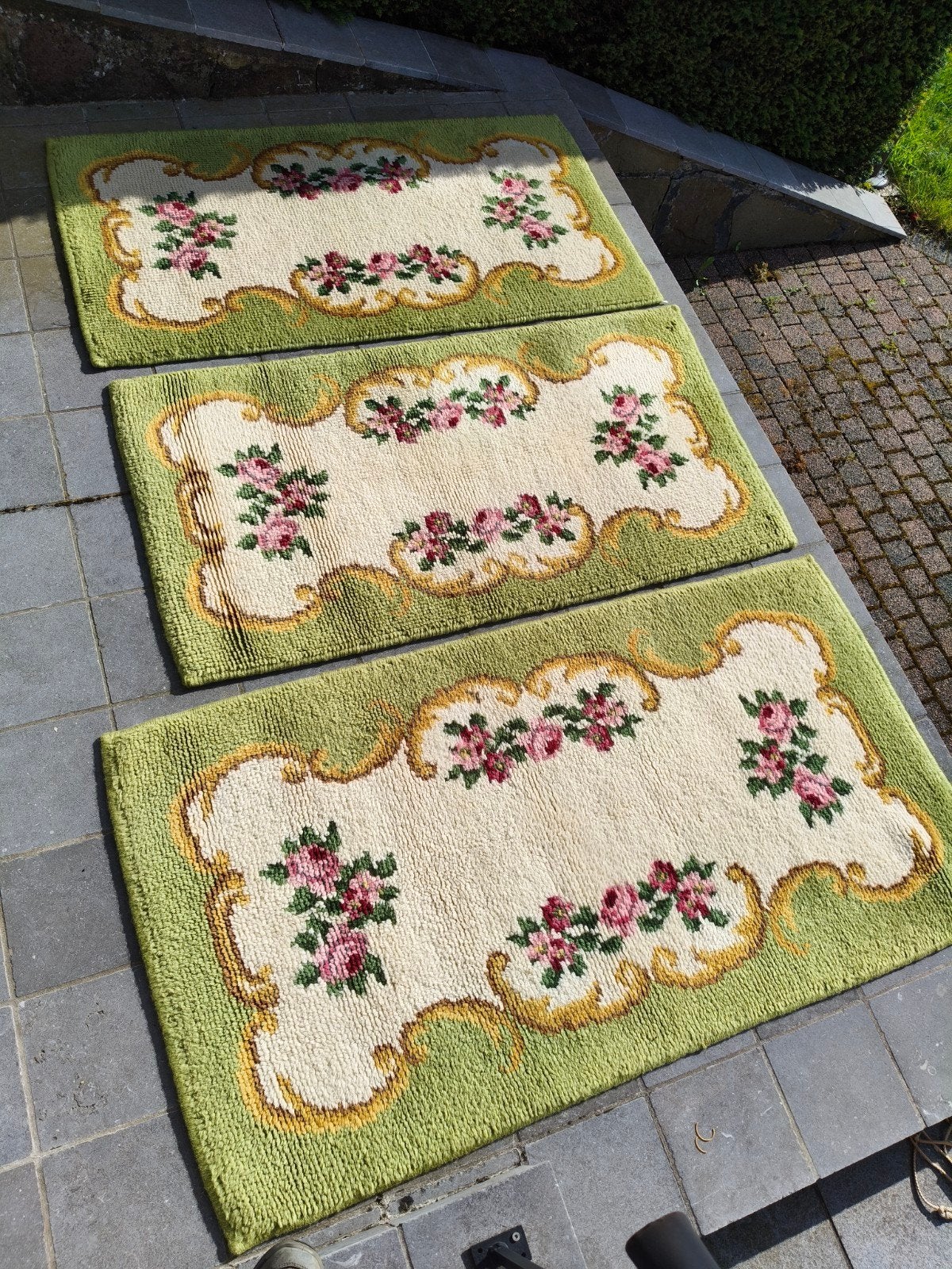 3 smyrnatapijten met bloemenmotief, Ophalen, Groen, Rechthoekig