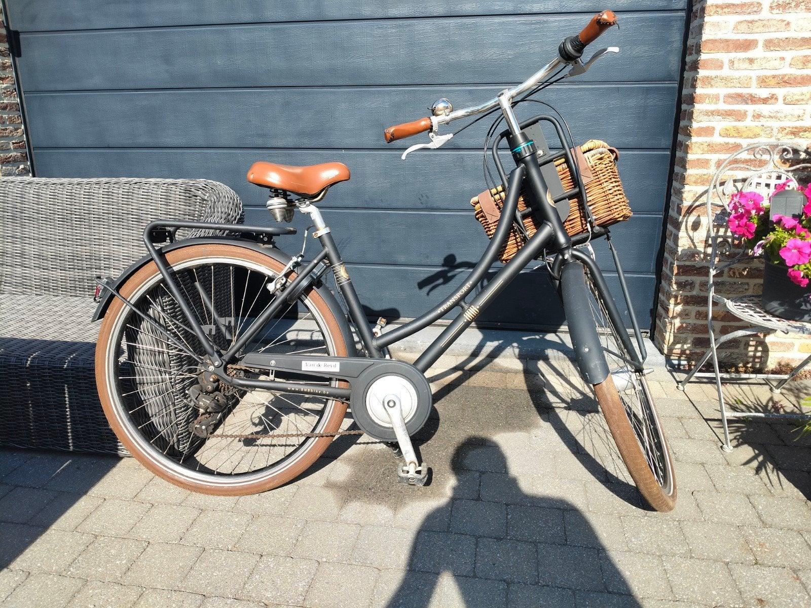 Damesfiets maat 50 met rieten mand [NIEUWSTAAT], Enlèvement, Vitesses