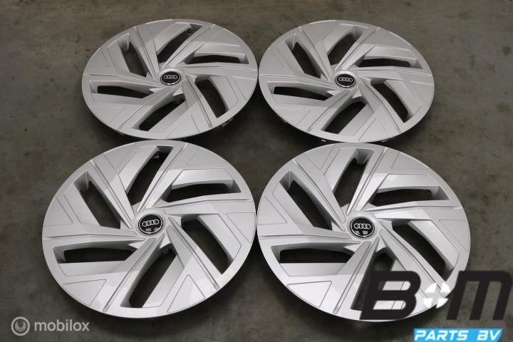 NIEUWSTAAT! Org 19 inch wieldoppen Audi Q4 89A601147A, Auto-onderdelen, Gebruikt, Band(en)