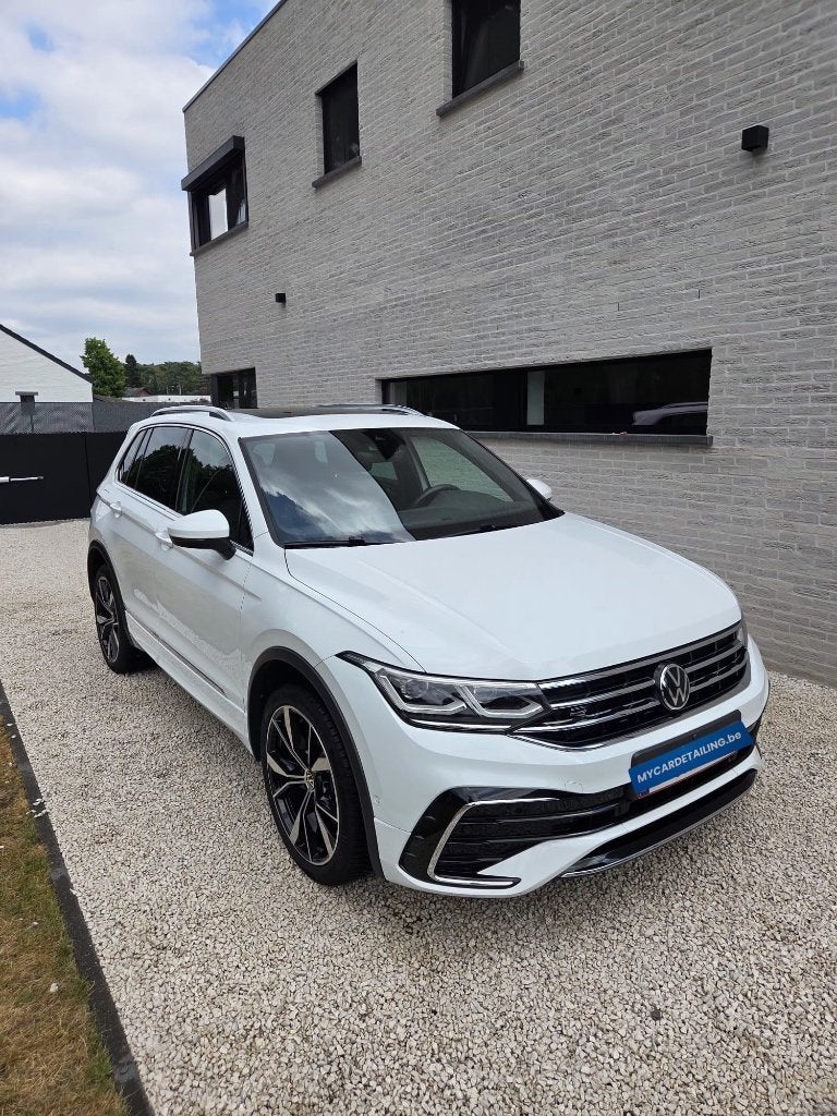 VW Tiguan 1.4 eHybrid R-Line! BTW aftrekbaar! Nieuwe banden!, Autos, Volkswagen, Achat, Noir, Automatique, Particulier