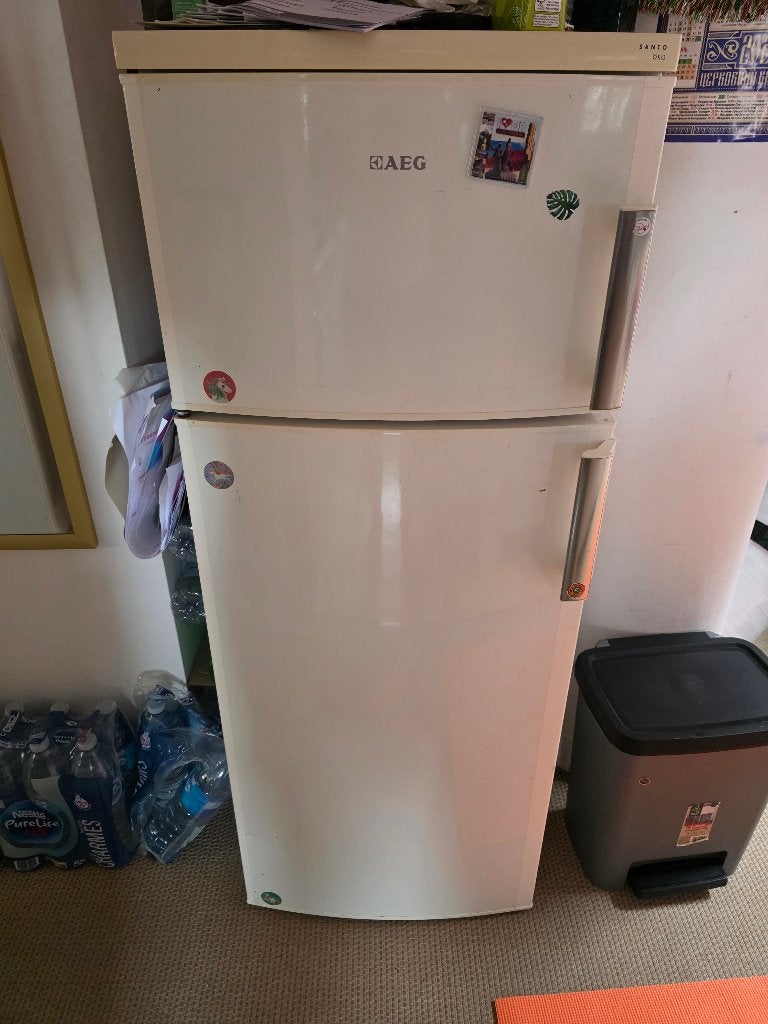 FRIGO AEG SANTO OKO   ne fonctionne pas, Enlèvement, Ne fonctionne pas, 45 à 60 cm, 140 à 160 cm
