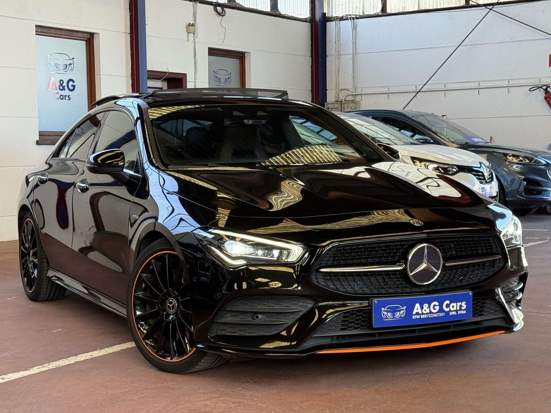 Mercedes-Benz CLA 250 CLA 250 AMG Pack Blak Édition 1 Jaar, CLA, Achat, Entreprise, Alcantara