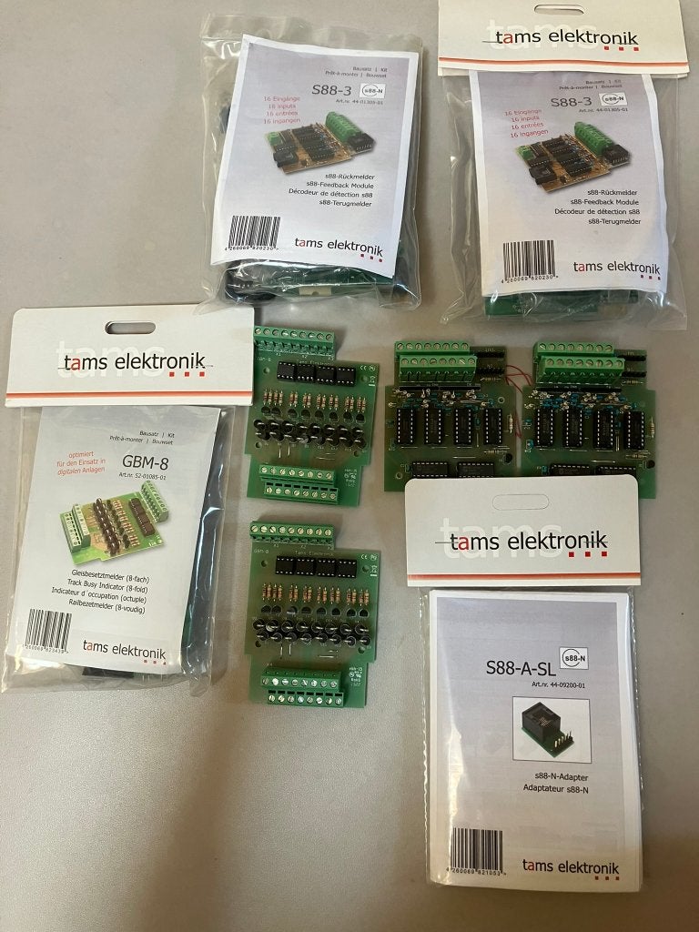 TAMS S88 terugmelddecoder, Hobby & Loisirs créatifs, Trains miniatures | HO, Autres marques, Enlèvement ou Envoi, Comme neuf, Courant continu
