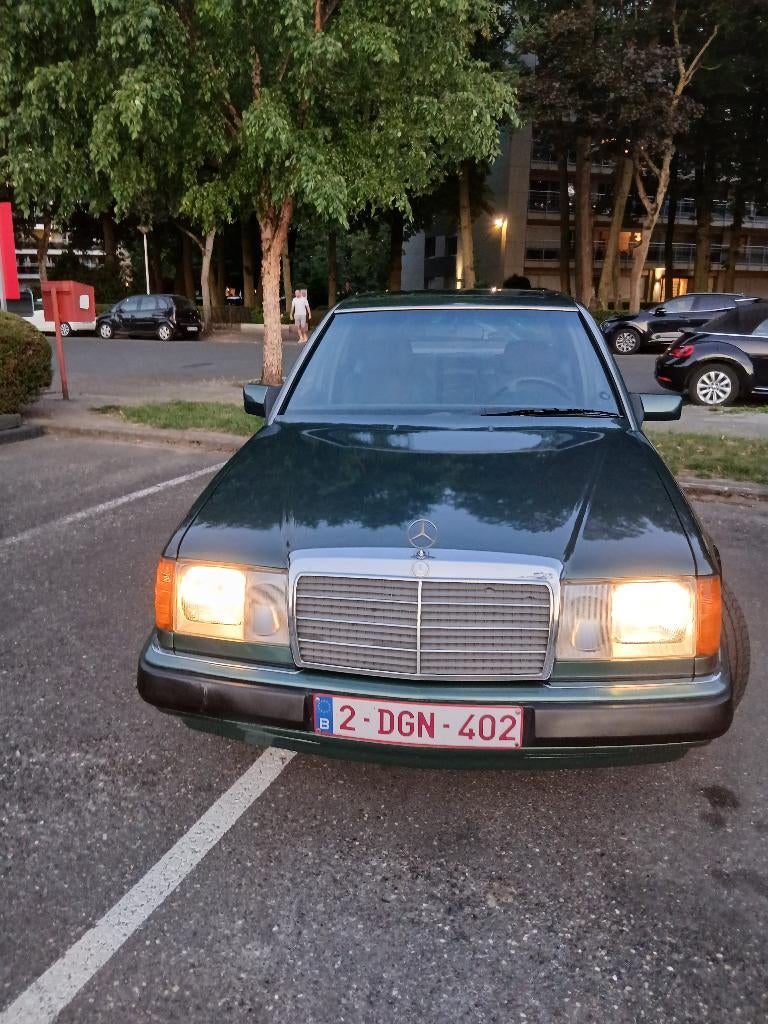 Mercedes E250, Auto's, Mercedes-Benz, Particulier, E-Klasse, ABS, Lichtmetalen velgen, Metaalkleur, Open dak, Radio, Diesel, Berline