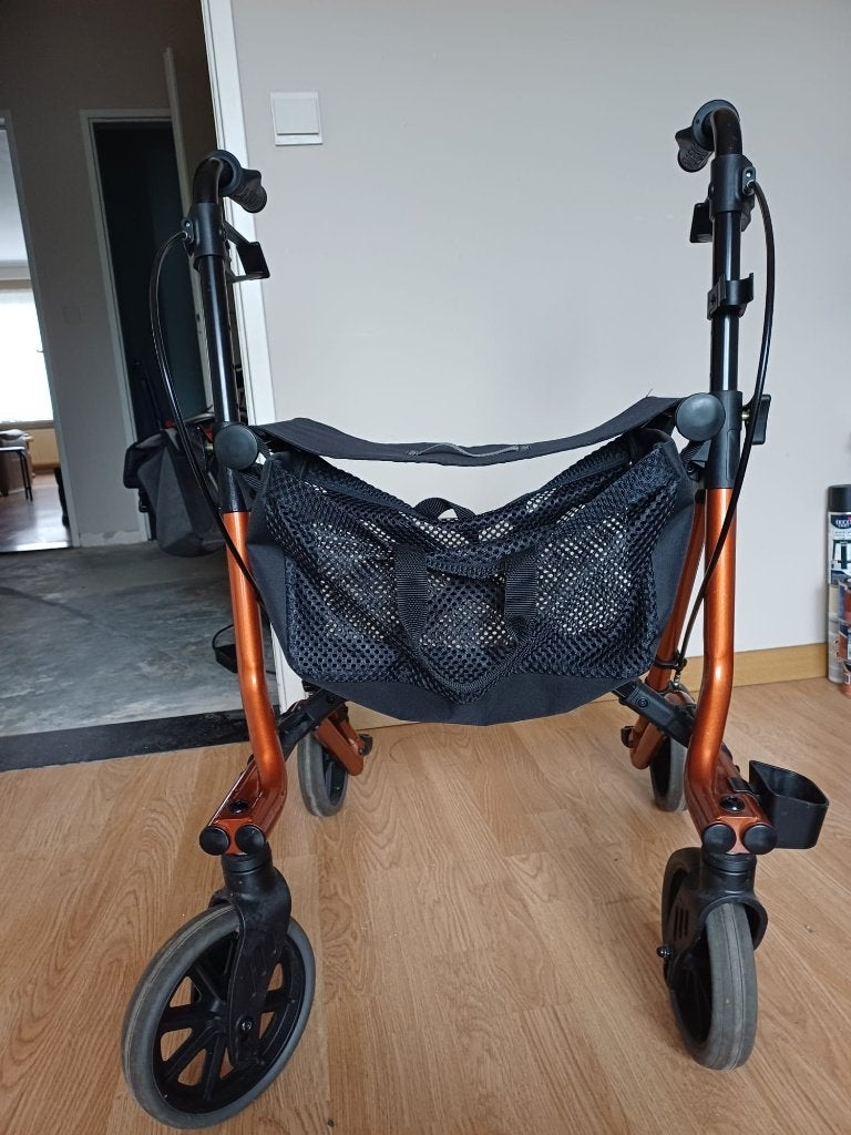 Rollator, Ophalen, Opvouwbaar