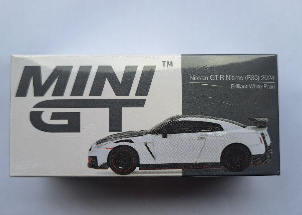 Nissan GT-R R35 Nismo Mini GT 1/64éme, Hobby & Loisirs créatifs, Voitures miniatures | Échelles Autre, Neuf, Enlèvement ou Envoi