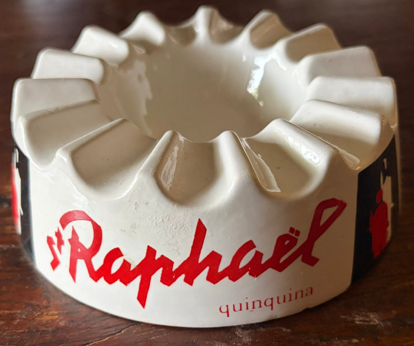 Cendrier en porcelaine St Raphael Quinquina, Enlèvement ou Envoi, Utilisé, Ustensile
