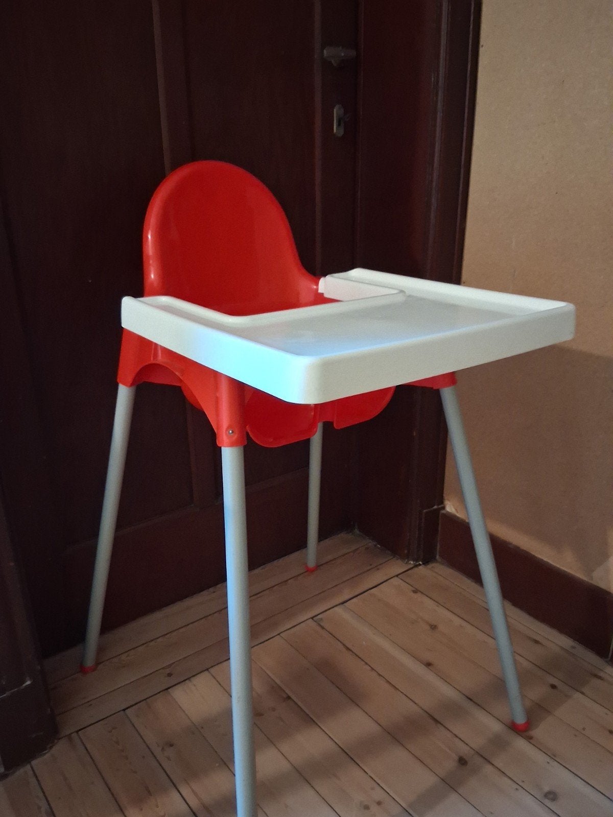 Kinderstoel en kussen (Ikea), Kinderen en Baby's, Kinderstoelen, Ophalen