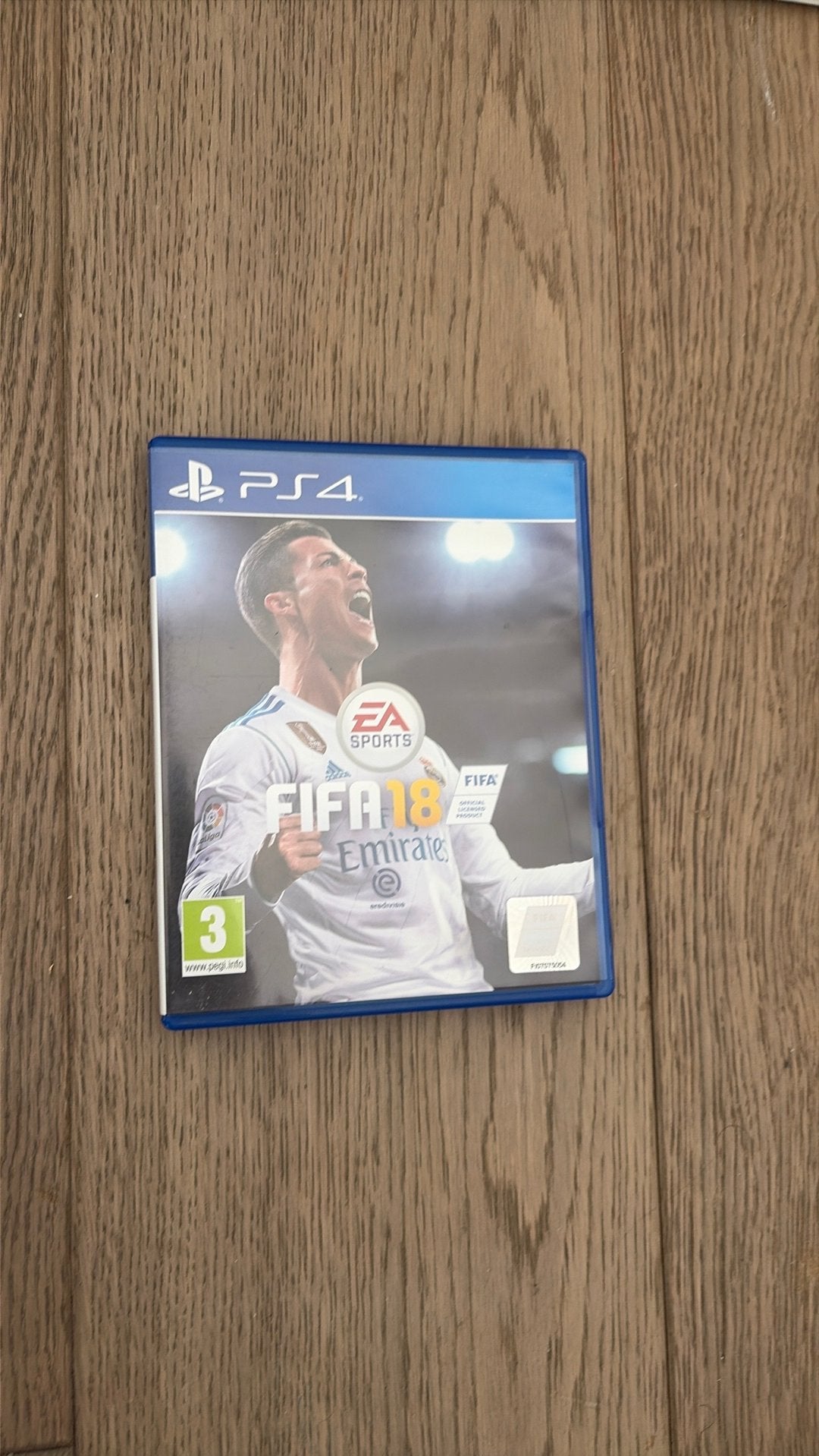 FIFA 18 : World Cup Russia, Consoles de jeu & Jeux vidéo, Enlèvement, Sport, À partir de 3 ans, Online
