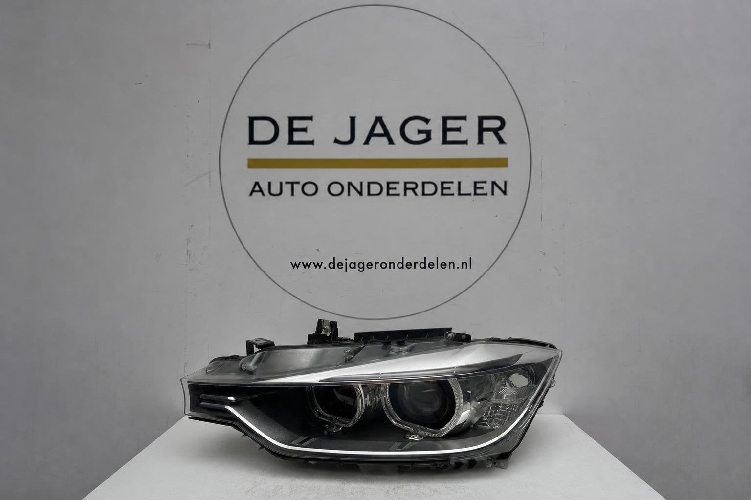 Phare x non gauche BMW S rie 3 F30 F31 F35 7259525, Autos : Pièces & Accessoires, Petuelring 130
80788  Munich, DE, Info@bmw.de