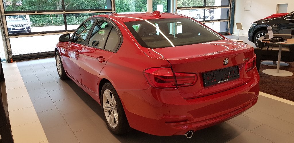 Prachtige rode BMW 318I zetels zwart  super perfecte staat, Auto's, Automaat, 4 deurs, 5 zetels, Particulier