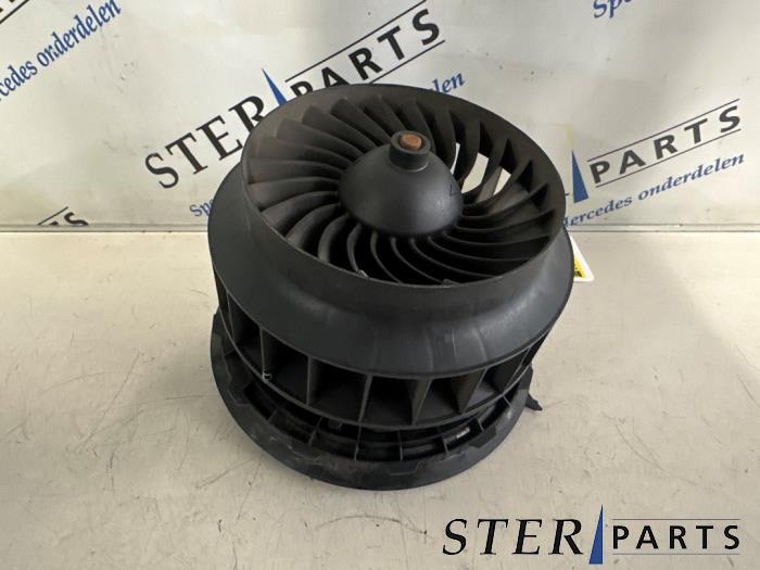 Kachel Ventilatiemotor van een Mercedes E-Klasse, Gebruikt, -, Ophalen of Verzenden, -