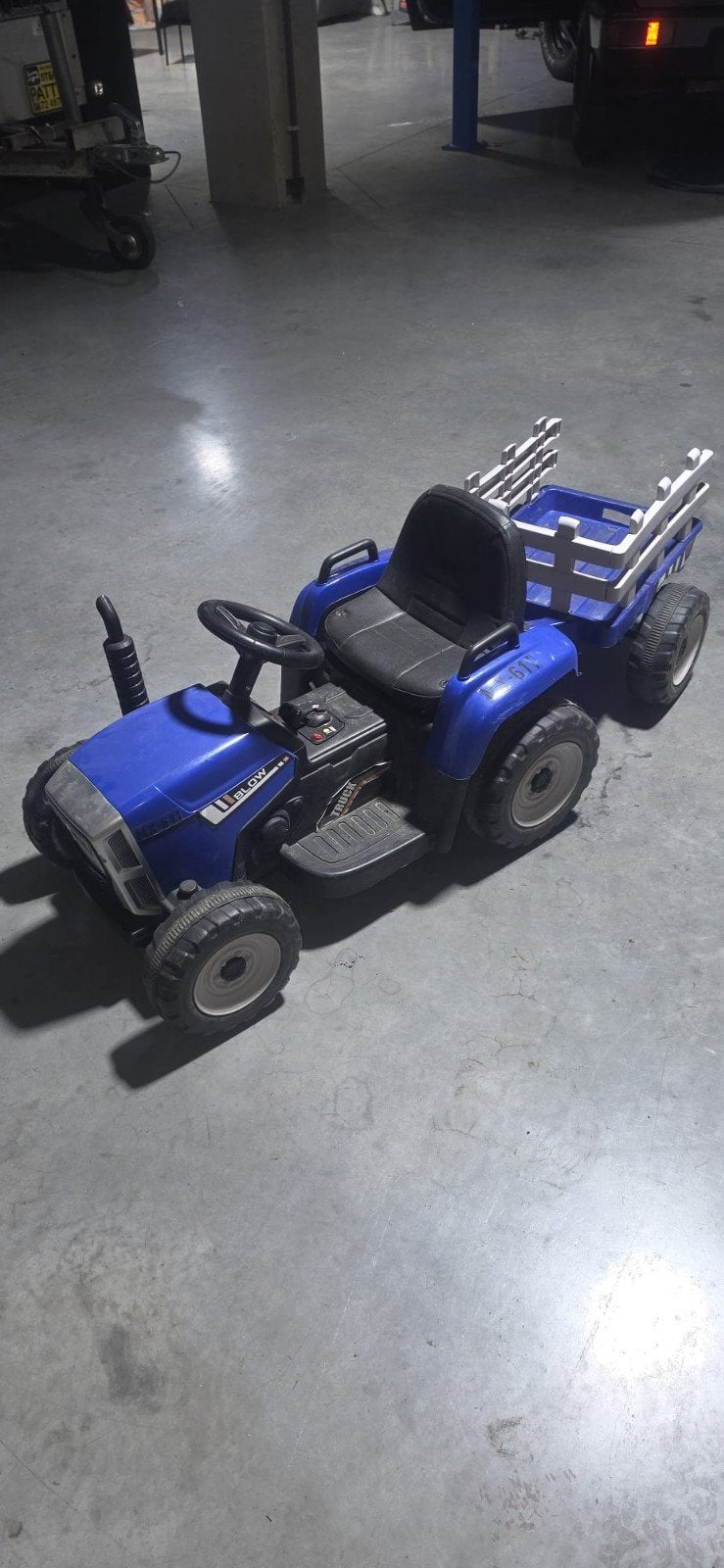 Tracteur enfant avec remorque!! avec ou sans télécommande, Enfants & Bébés, Enlèvement