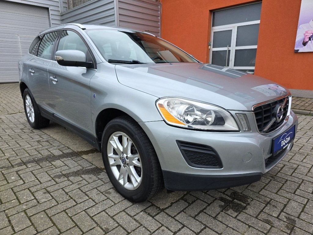 Volvo XC60 - 2.0 D - 163 ch - Automatique, Autos, Volvo, Achat, Entreprise, Carnet d'entretien, Automatique