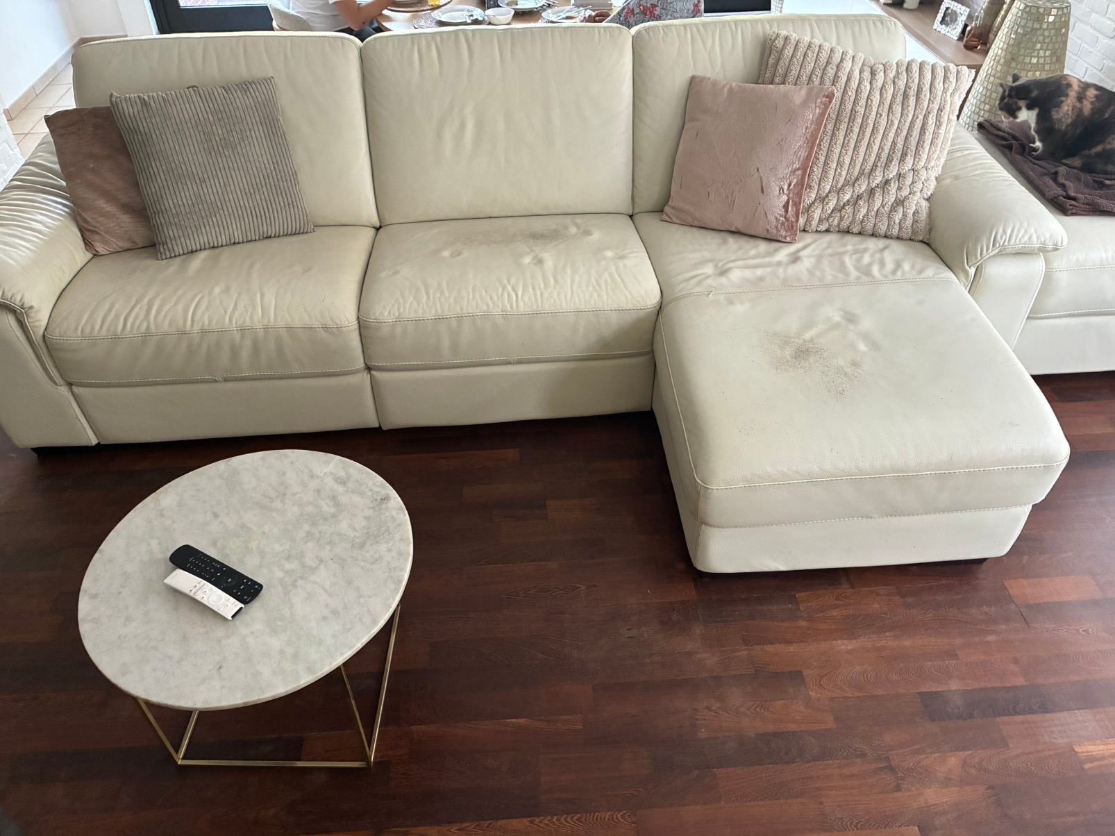 Zetel + poef, Huis en Inrichting, Ophalen, Gebruikt, Leer