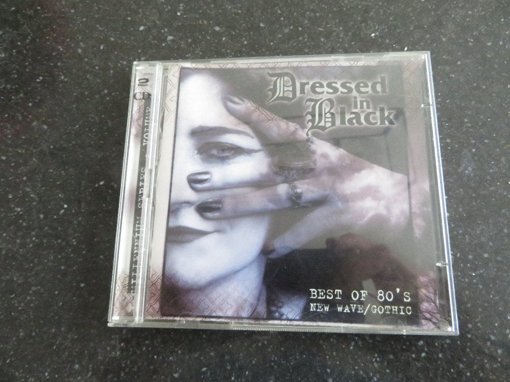 Dressed In Black (Best Of 80's New Wave/Gothic), Enlèvement ou Envoi, Utilisé, Rock alternatif