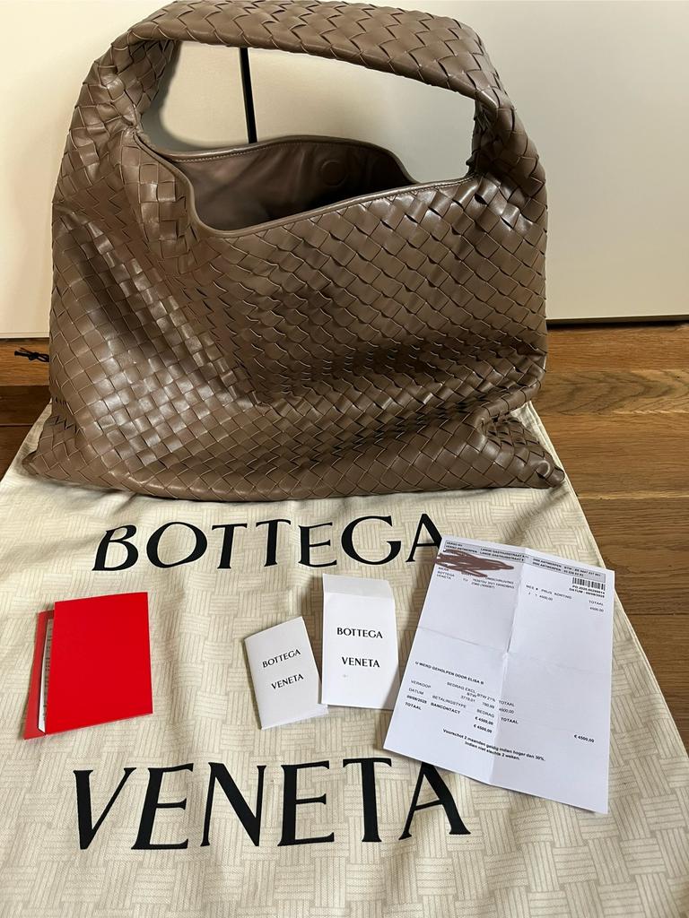 Bottega Veneta large Hop bag, Handtassen en Accessoires, Tassen | Damestassen, Ophalen, Nieuw, Beige