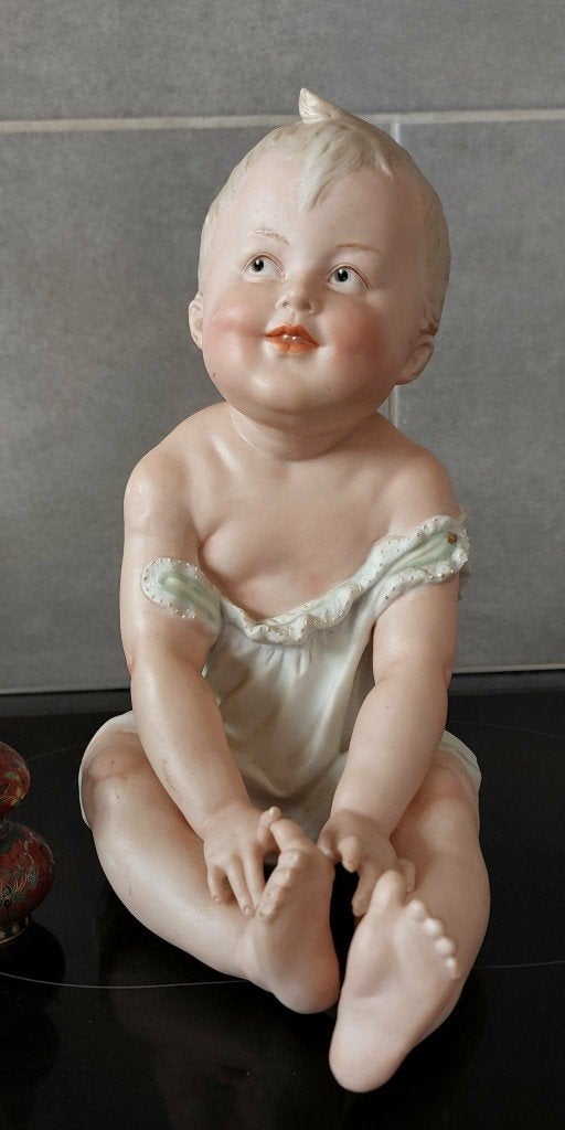 bébé piano en biscuit, Antiquités & Art, Antiquités | Porcelaine, Enlèvement ou Envoi