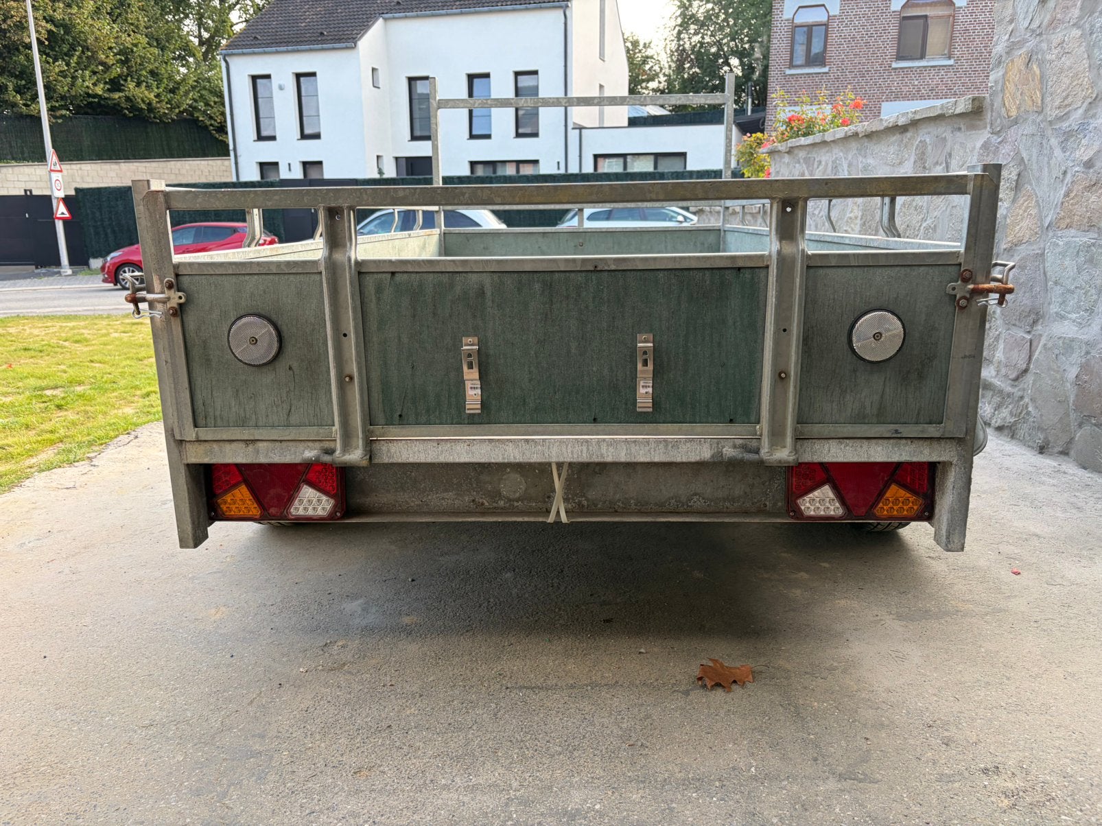 Aanhangwagen happert led verlichting, Ophalen, Zo goed als nieuw