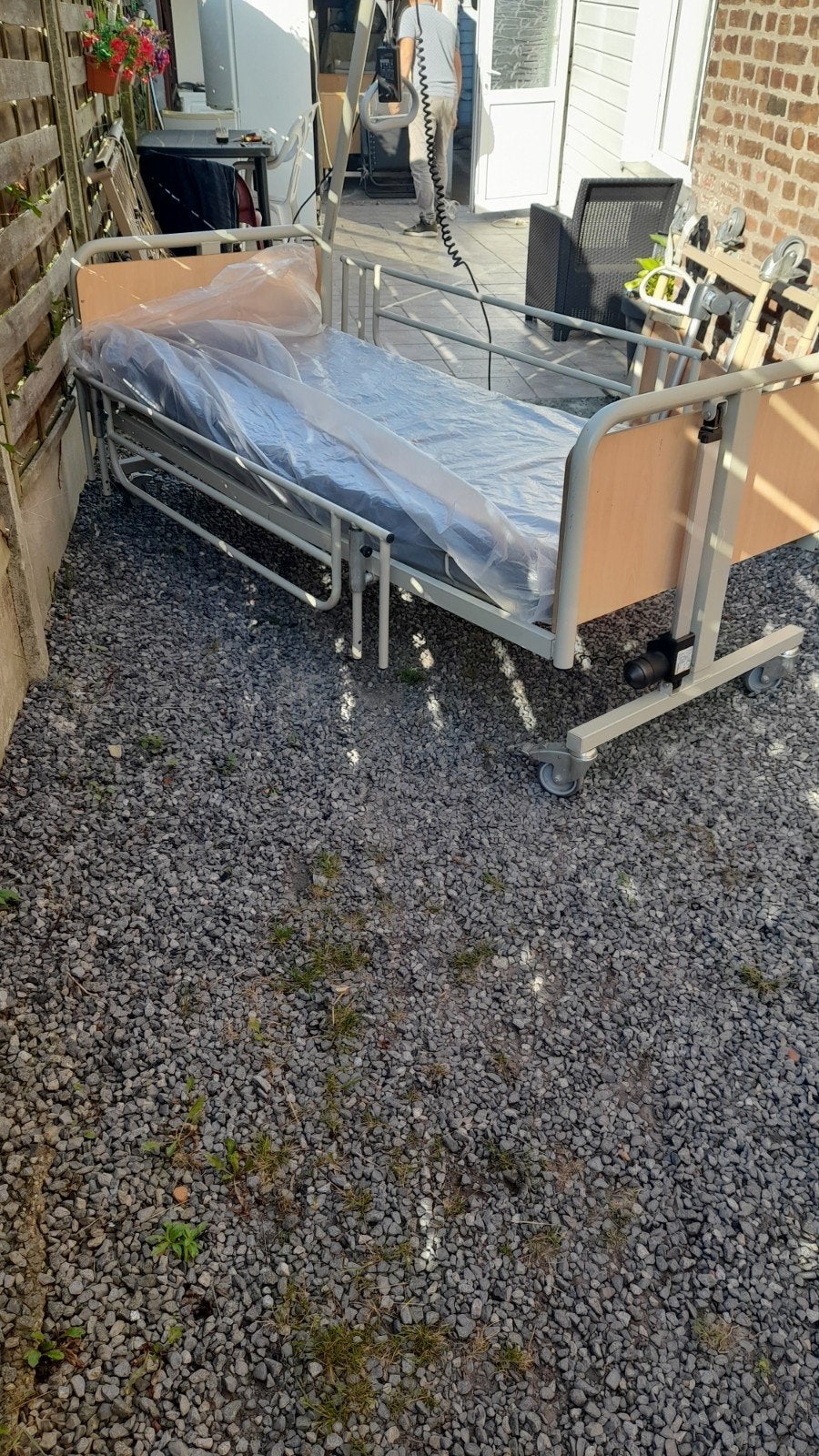 lits médical, Enlèvement ou Envoi