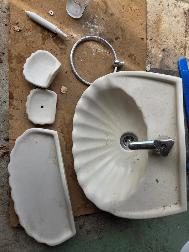 Lavabo set, wc, Bricolage & Construction, Enlèvement