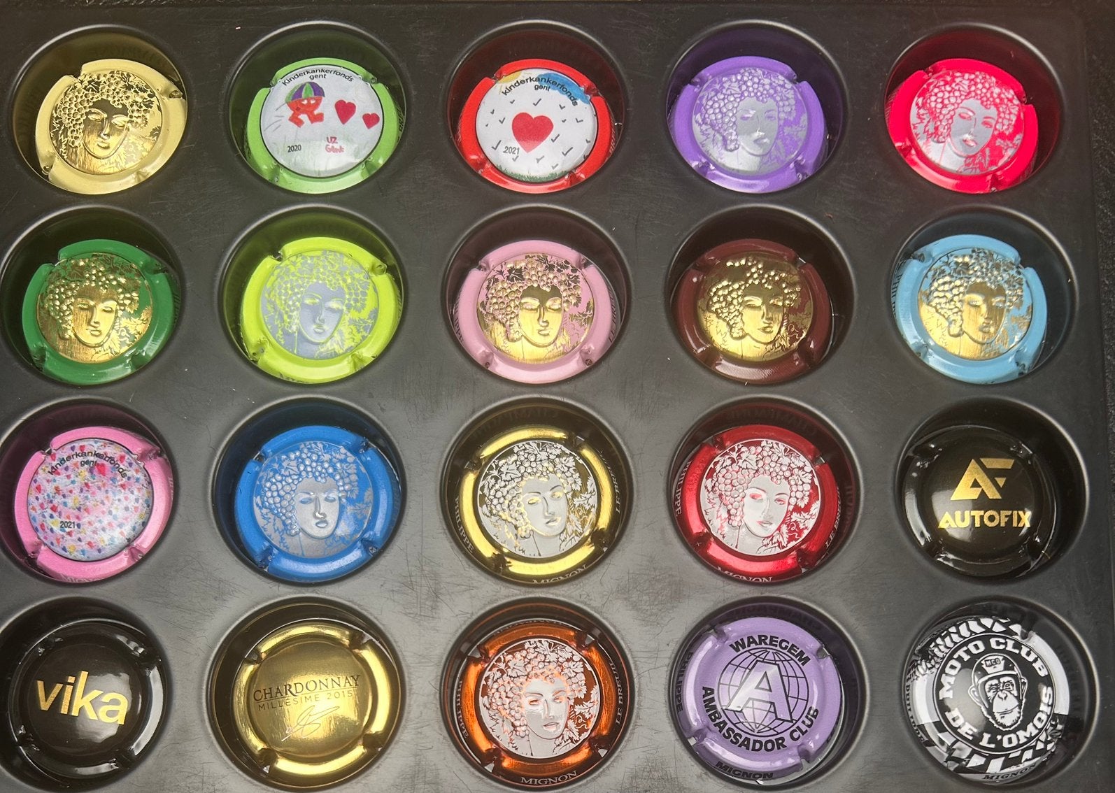 Mooi aanbod champagne capsules, Ophalen of Verzenden