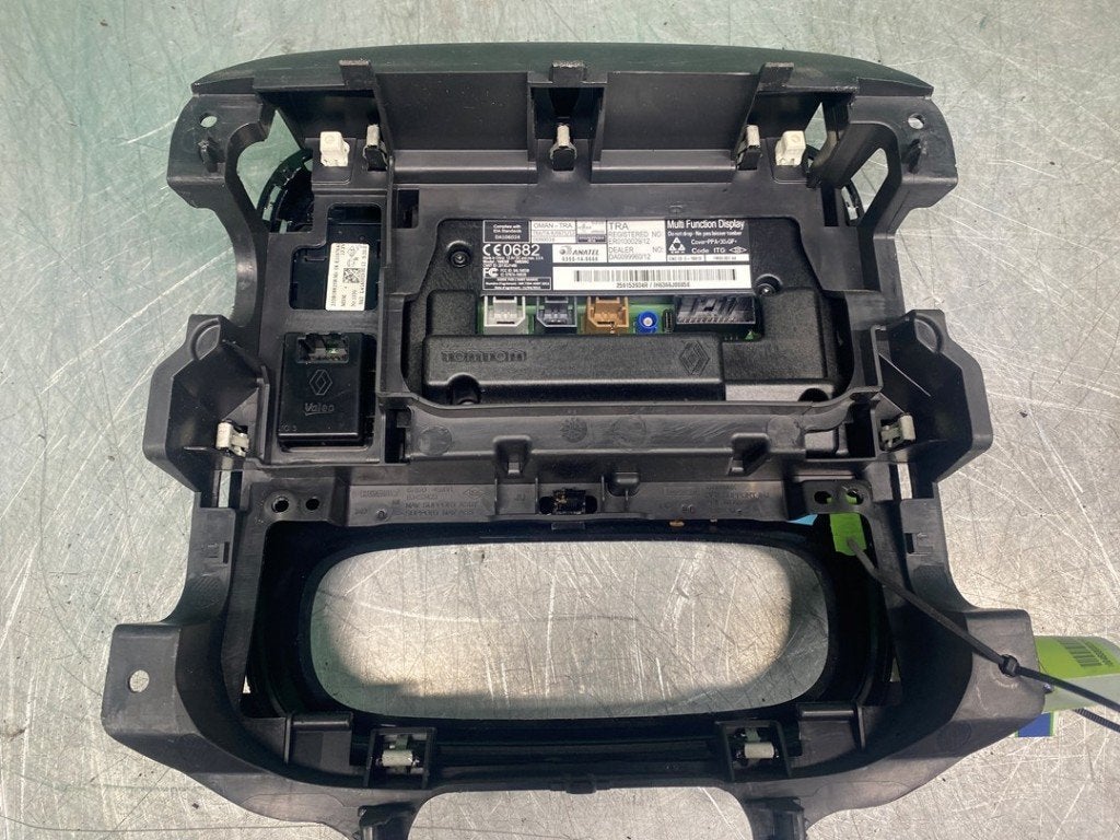 MULTI MEDIA COMPUTER Renault (|253B08825R|), Auto-onderdelen, Gebruikt, Renault, Peter-Huppertz-Straße 5
51063  Köln, DE, Dialog.deutschland@renault.de