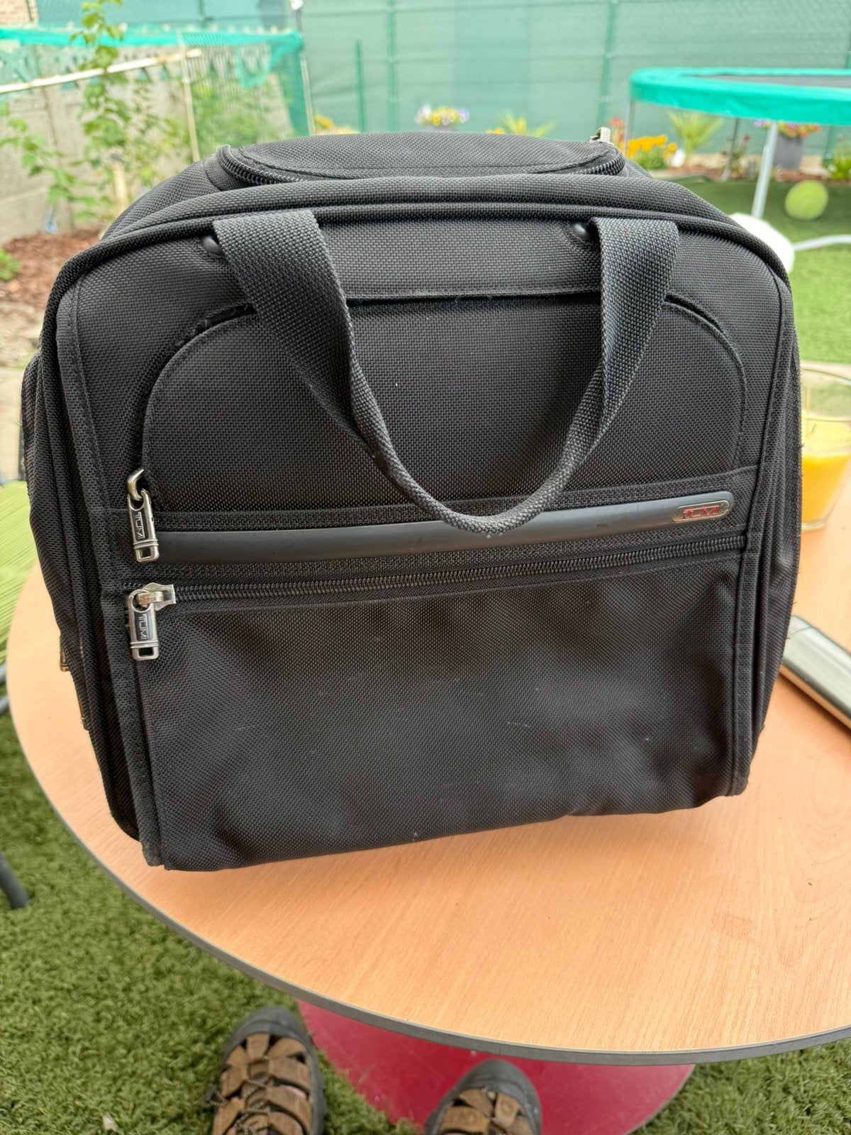 Tumi 22050D4, reis - trolly - laptop tas-cijferslot original, Computers en Software, Laptoptassen, Ophalen of Verzenden, Zo goed als nieuw