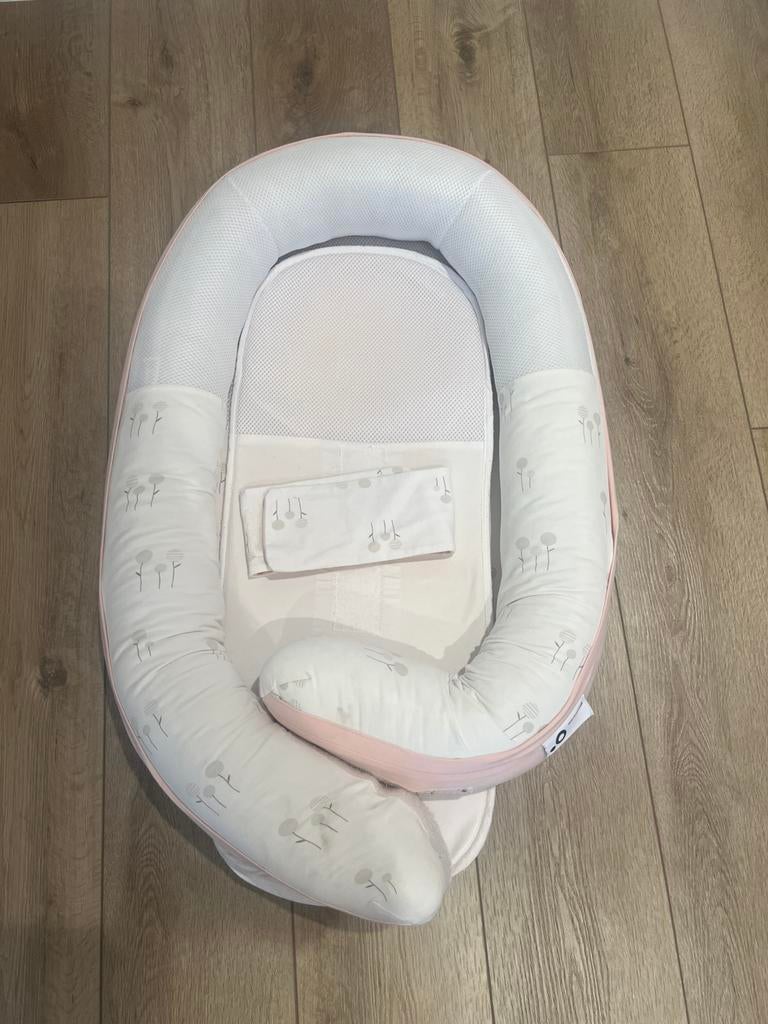 Doomoo cocoon babynestje met 2 cocoon pads, Ophalen, Gebruikt