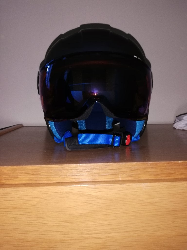 Skihelm, Sport en Fitness, Zo goed als nieuw, Kleding, Ski, Ophalen